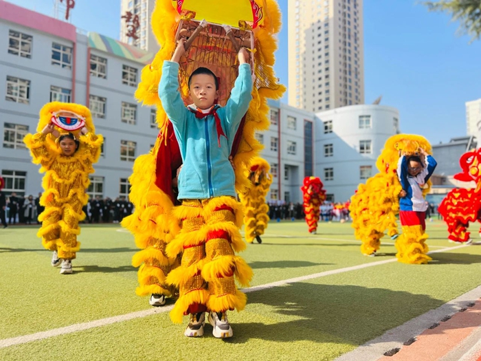 热情支持的